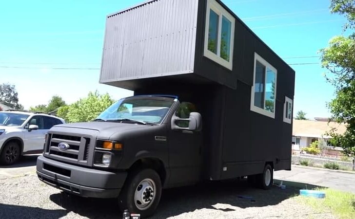 How to convert a box truck into a camper?