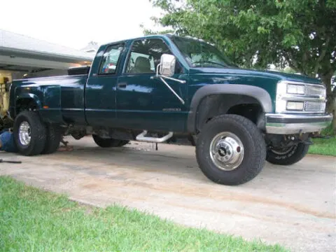 How to Install Wheel Spacers on Your Truck?