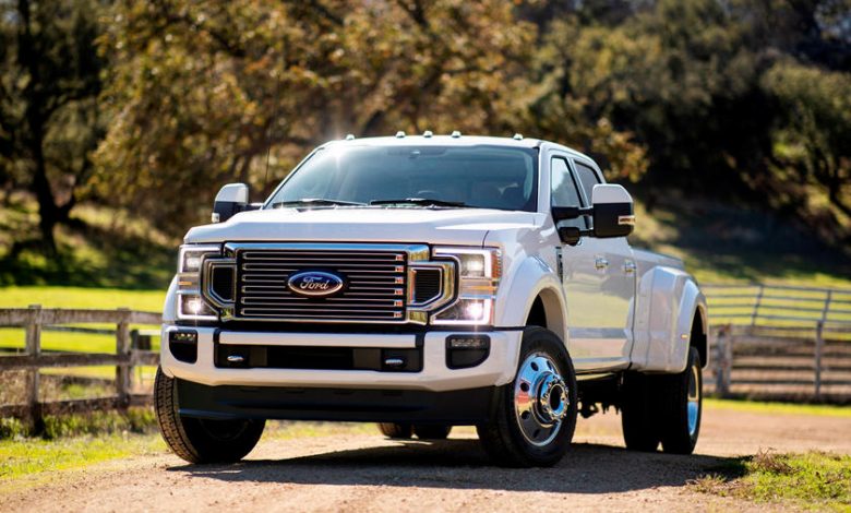 How Much Does a Ford F450 Super Duty Weigh