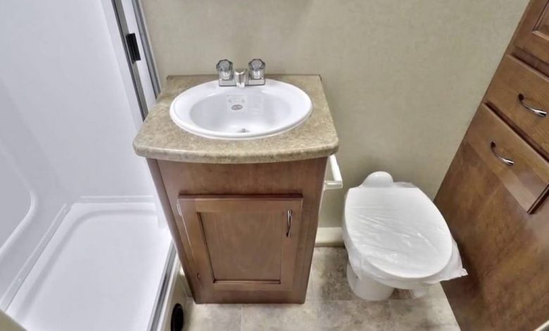 Does a Pop-Up Camper Have a Bathroom?