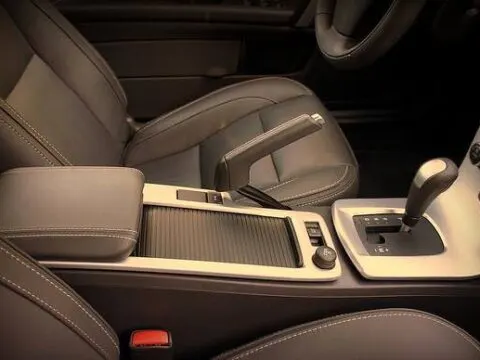 How to Put a Ford F150 in Neutral with a Dead Battery?