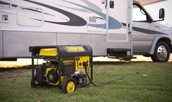 Do RV Electrical Outlets Work on Battery?