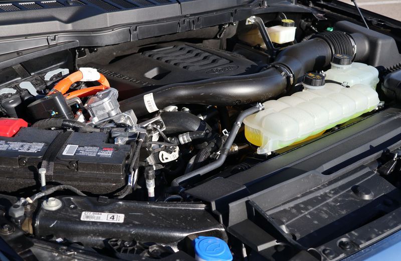 How Much Does a Truck Engine Weigh? 81 Examples