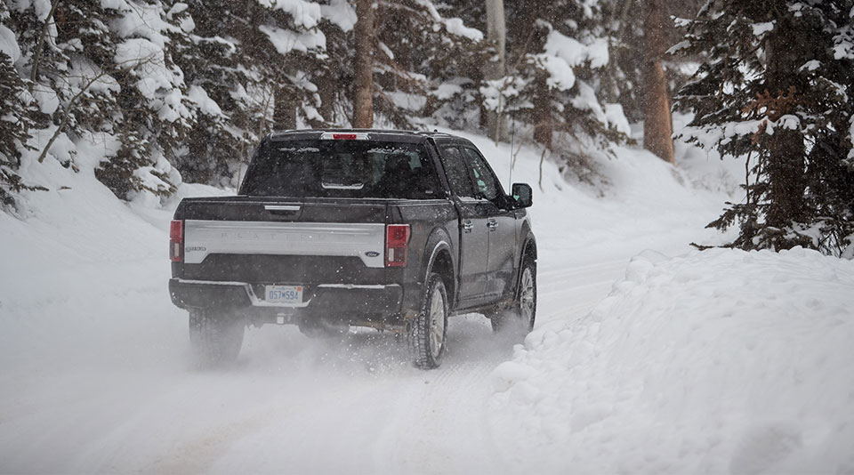 How Much Weight to Put in Pickup Truck for Winter? (Explained)