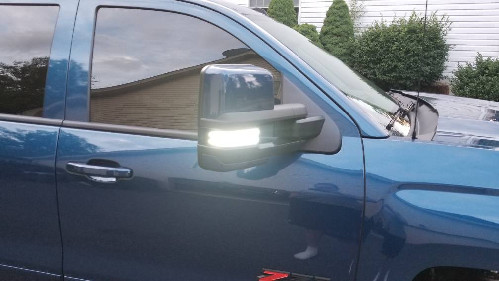 How to Stop Truck Mirrors From Vibrating? 9 Easy Methods