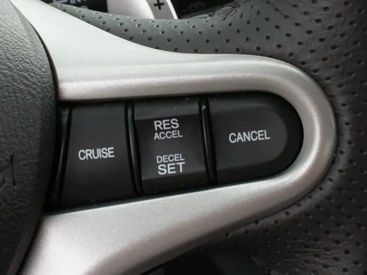 Do Motorhomes Have Cruise Control?