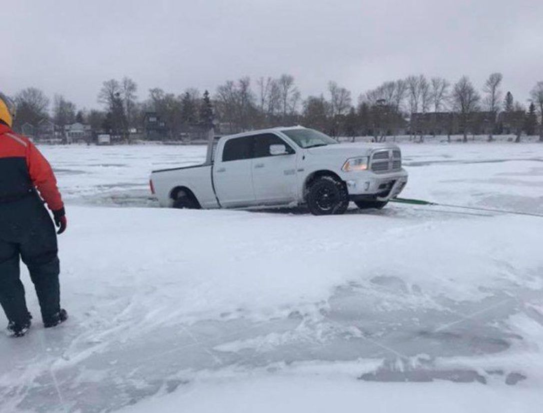 How Thick Should Ice Be to Drive a Truck On? 6 Facts To Know
