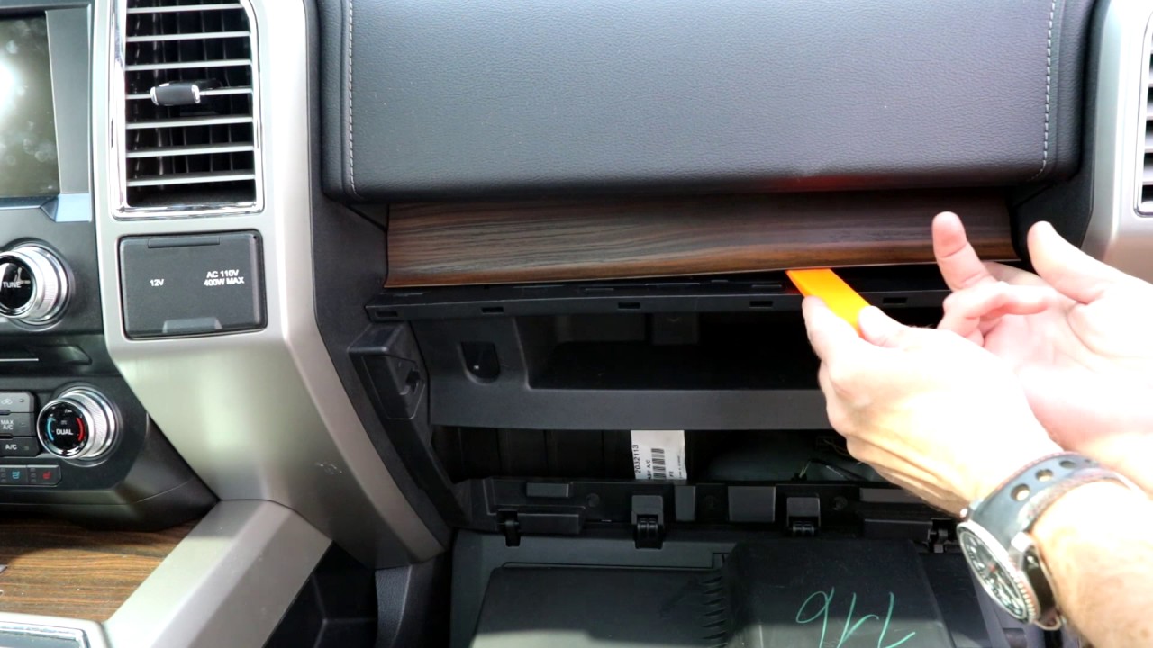 How to Replace Ford F150 Cabin Air Filter? 6 Easy Steps