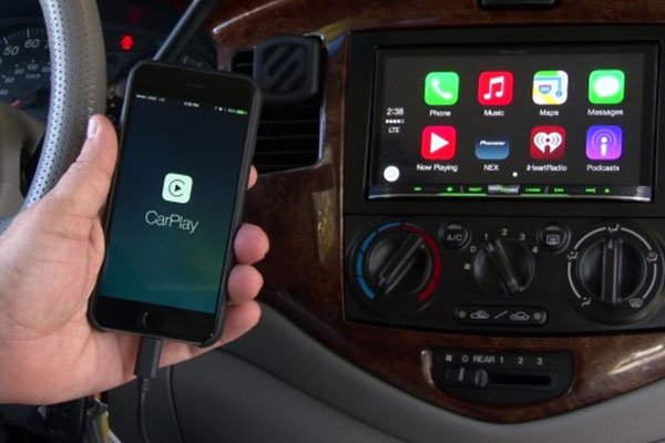 How to Use Apple CarPlay on Ford F-150?