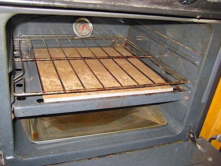 What Size Pizza Stone Fits in RV Oven?