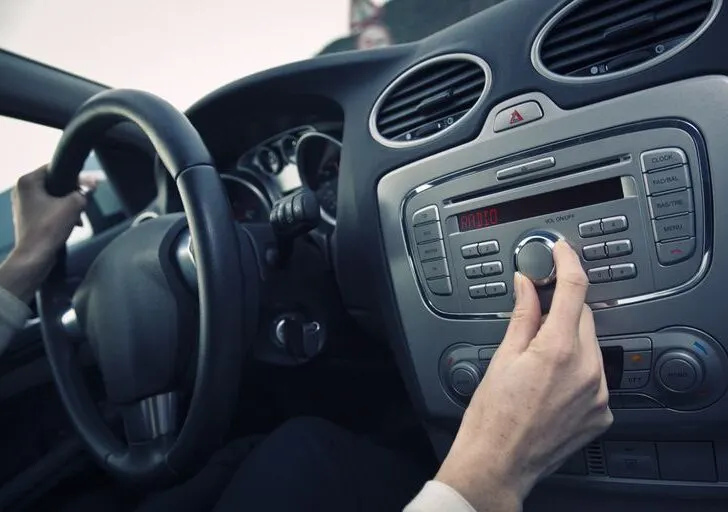 How to Keep Radio On When Truck is Off?