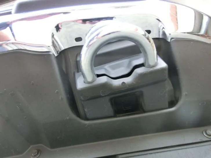 Can You Put Tow Hooks on 2WD F150?