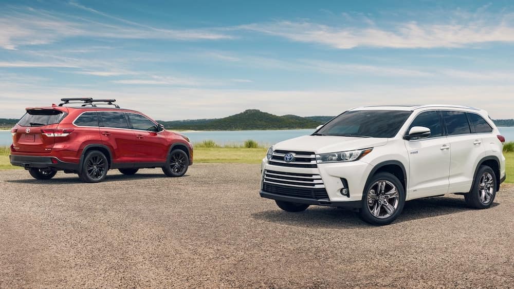 how much does a toyota highlander weigh