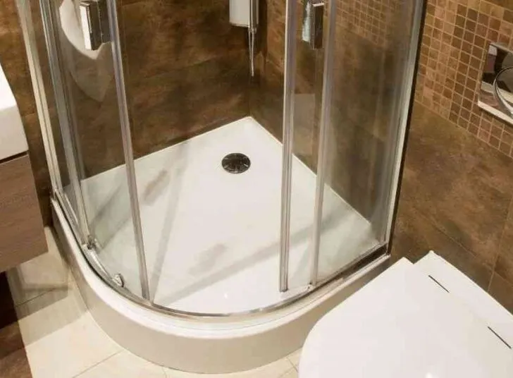 How Do You Shower in a Motorhome?