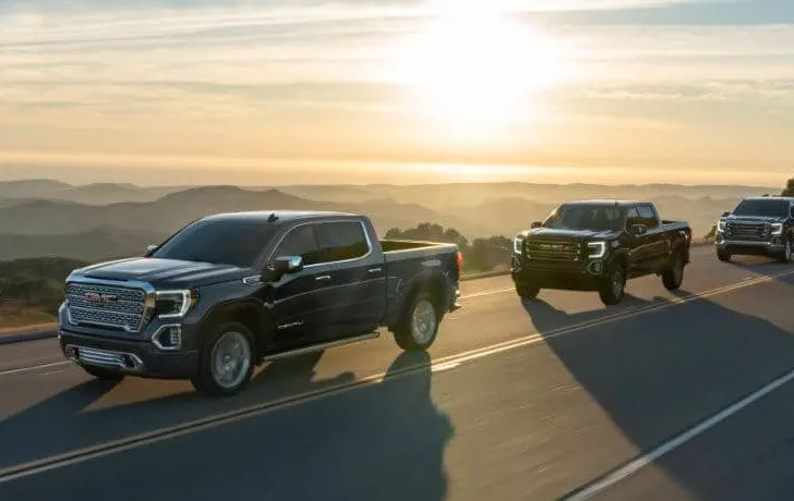 What is the difference between SLE and SLT GMC Sierra?