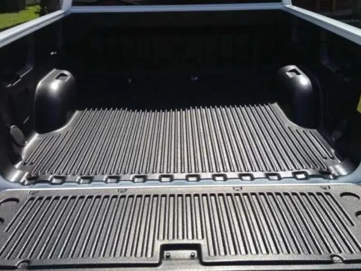 Are Plastic Bed Liners Bad?