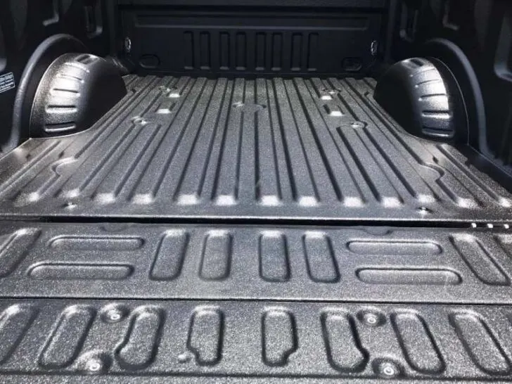 Does Rhino Liner Stop Rust?