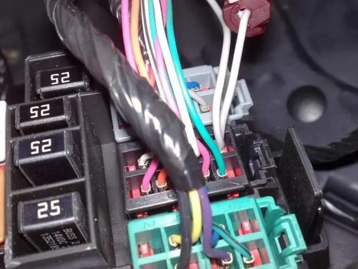 How to Wire Clearance Lights on Tow Mirrors?