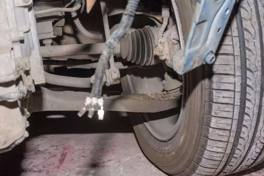 How to tell if Ball Joints are Bad on Truck? (Explained)