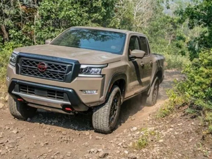 What is Nissan Frontier Turning Radius?