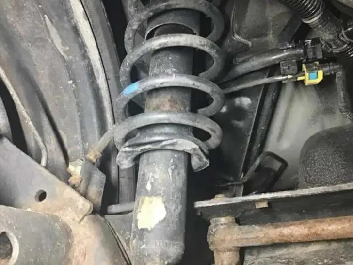 Can Bad Struts Cause Vibration at High Speeds?
