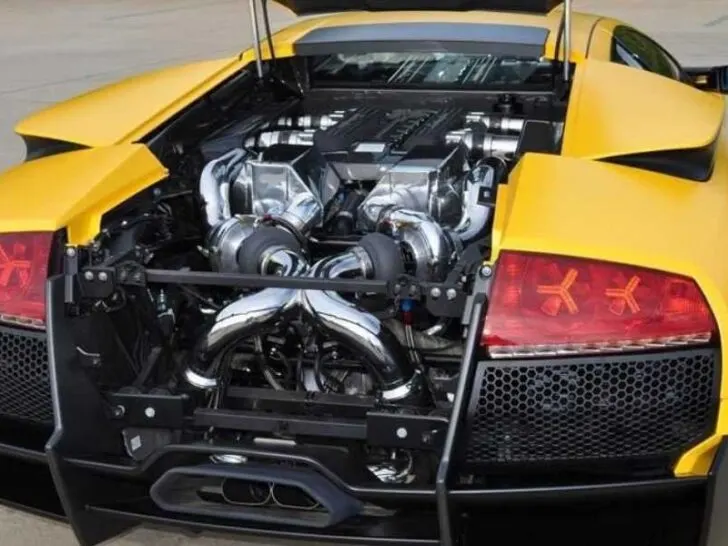 Why Are Lamborghini Engines Off Center?