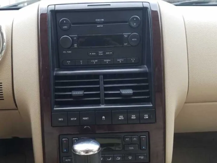 How To Use Aux in 2006 Ford Explorer?
