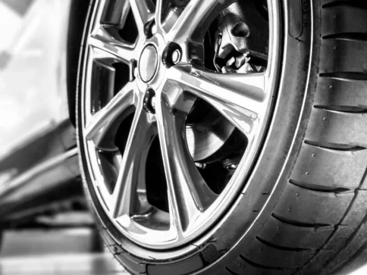 What is the Bolt Pattern on a Chevy Malibu?