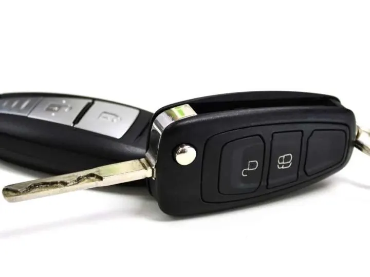 Why Do Rental Car Companies Give You Two Keys?