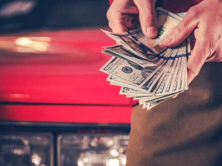 Do Car Dealers Accept Physical Cash?