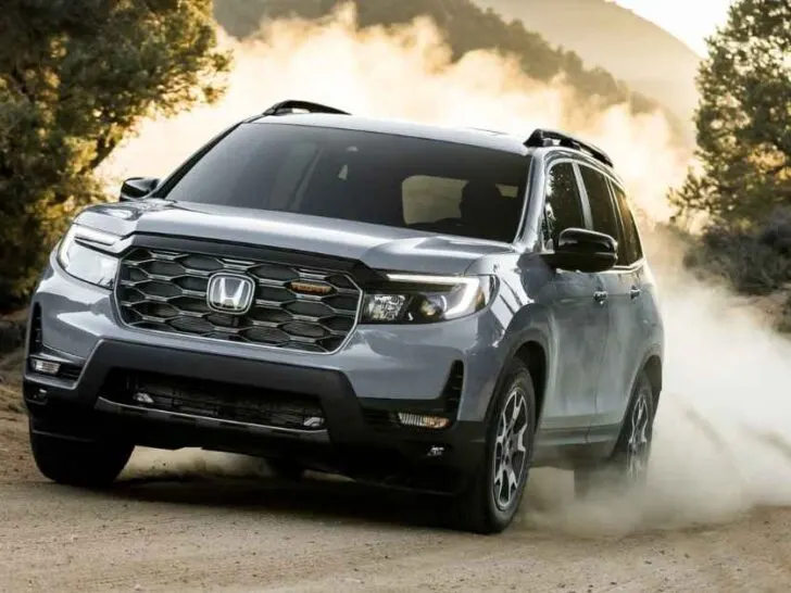 How Far Can a Honda Passport Go with the Gas Light On?