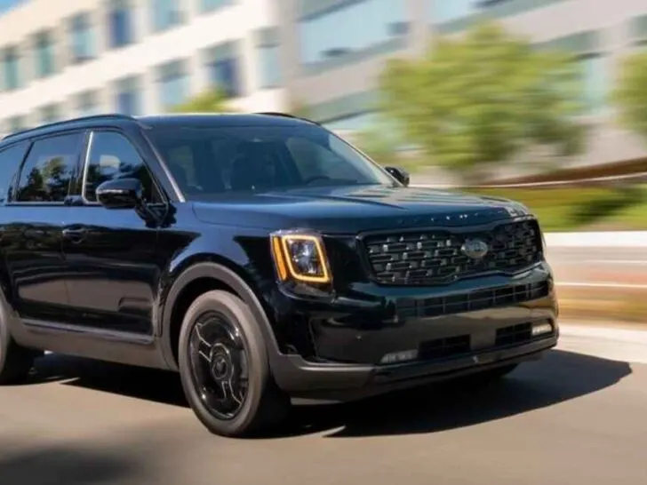 How Far Can a Kia Telluride Go with the Gas Light On?