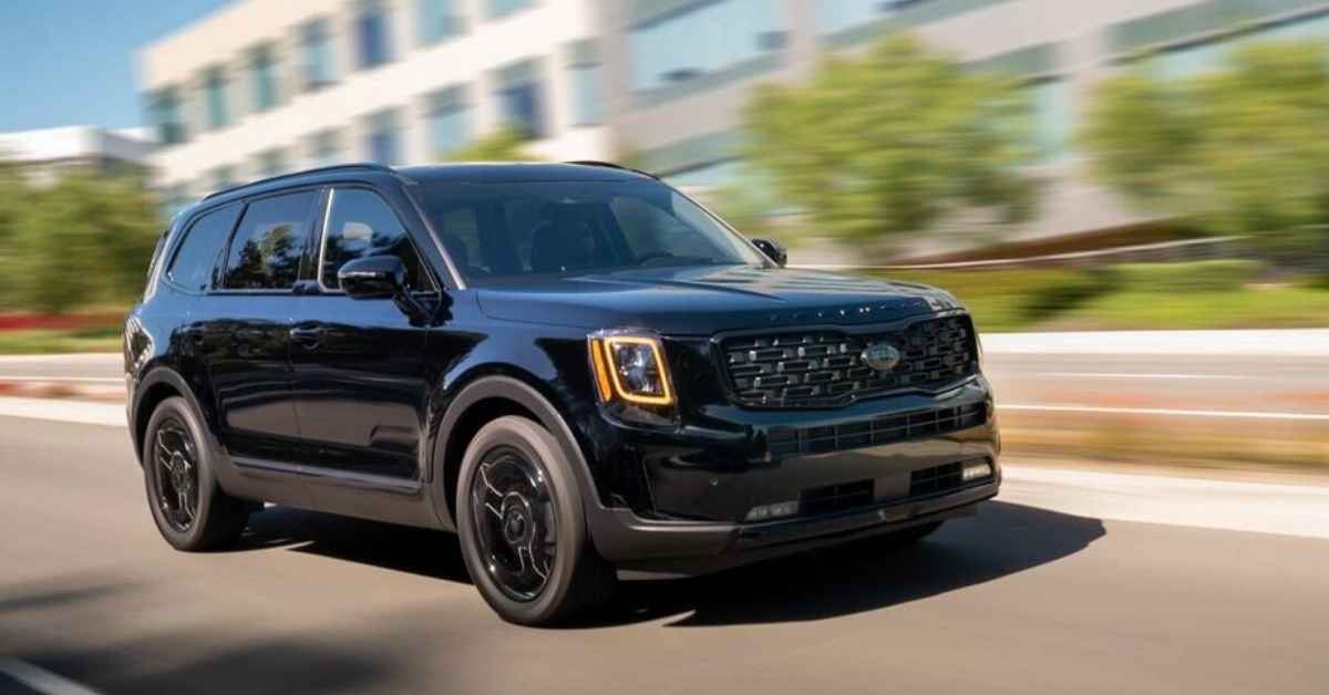 How Far Can a Kia Telluride Go with the Gas Light On?
