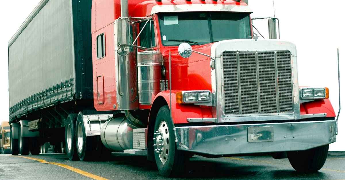 How Long Does a Semi Truck Last? (Explained)
