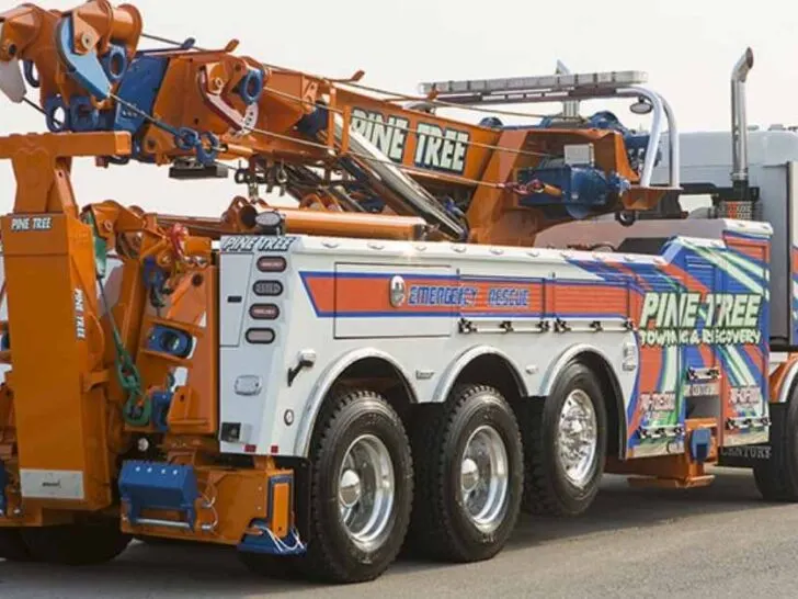 How Much Does a Rotator Tow Truck Cost?