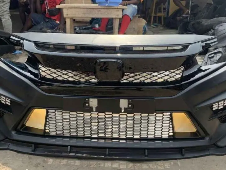 How much does it cost to replace a Bumper on a Honda Civic?