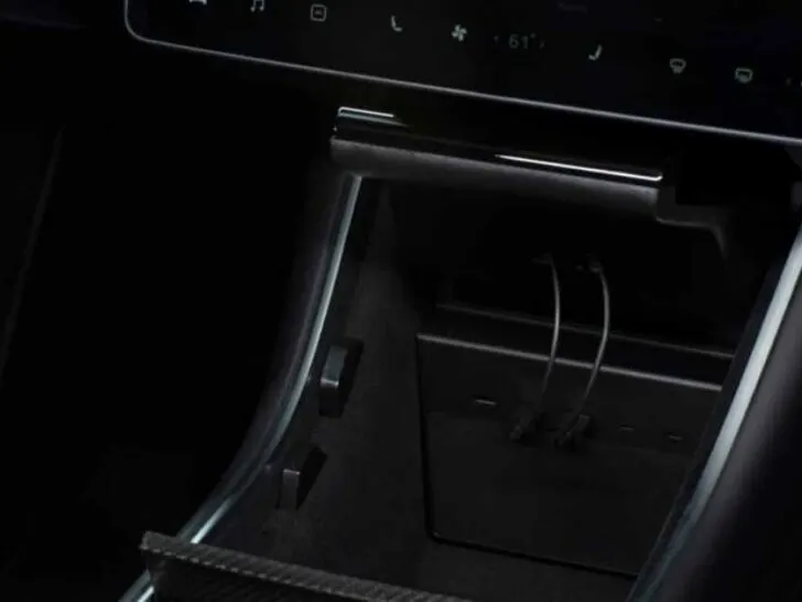 USB Ports in Tesla Model 3 Not Working
