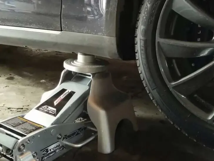 Does Tesla Model 3 Have Jack Mode?