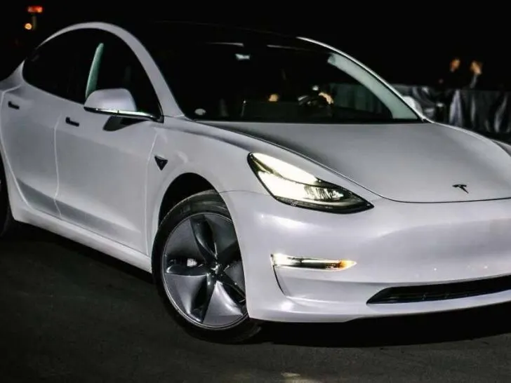 Tesla Model 3 Auto High Beam Not Working