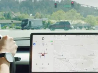 Tesla Model 3 Not Showing Traffic Lights