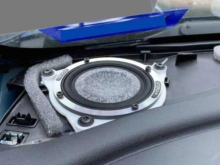 Tesla Model 3 Speaker Not Working