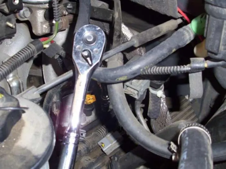 What is the Spark Plug Gap on a 4.6 Ford?