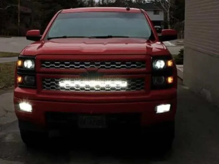 What Size Light Bar for Silverado?