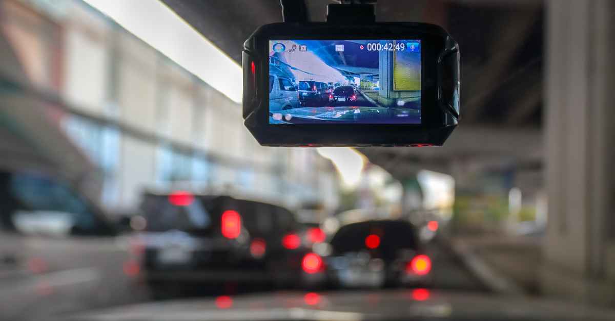 Do Cars Come With Dash Cam? (Explained)