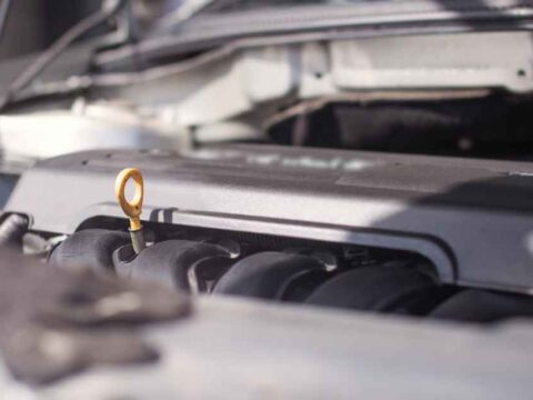How Do You Remove a Broken Oil Dipstick? 6 Easy Steps