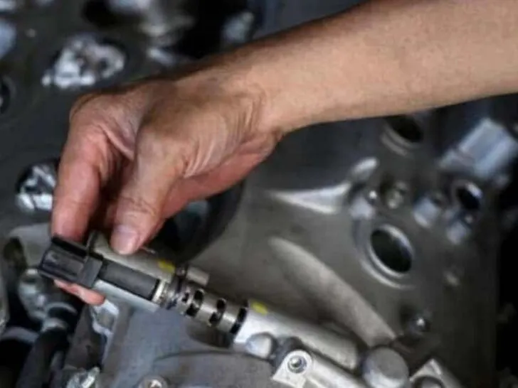 What is the Code P0014 for a Chevy Malibu?