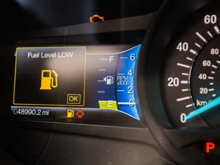 How Far Can a Honda CR-V Go with the Gas Light On?