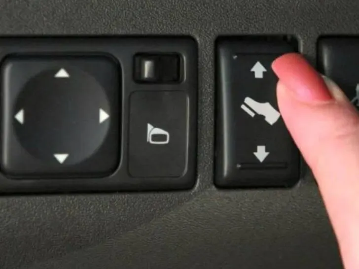 Operating Power-Adjustable Pedals on Ford F150