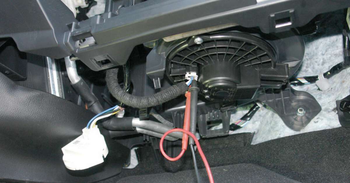 Car Blower Motor Works Intermittently (Causes & Solutions)