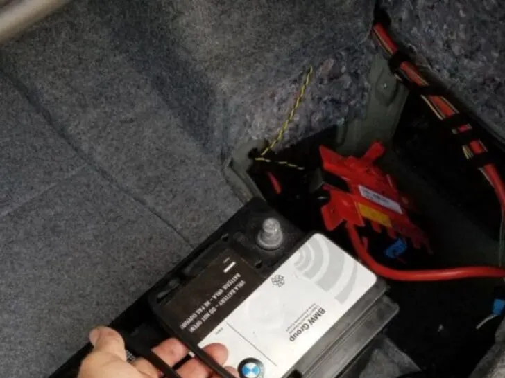 How to Replace BMW Battery Without Programming?